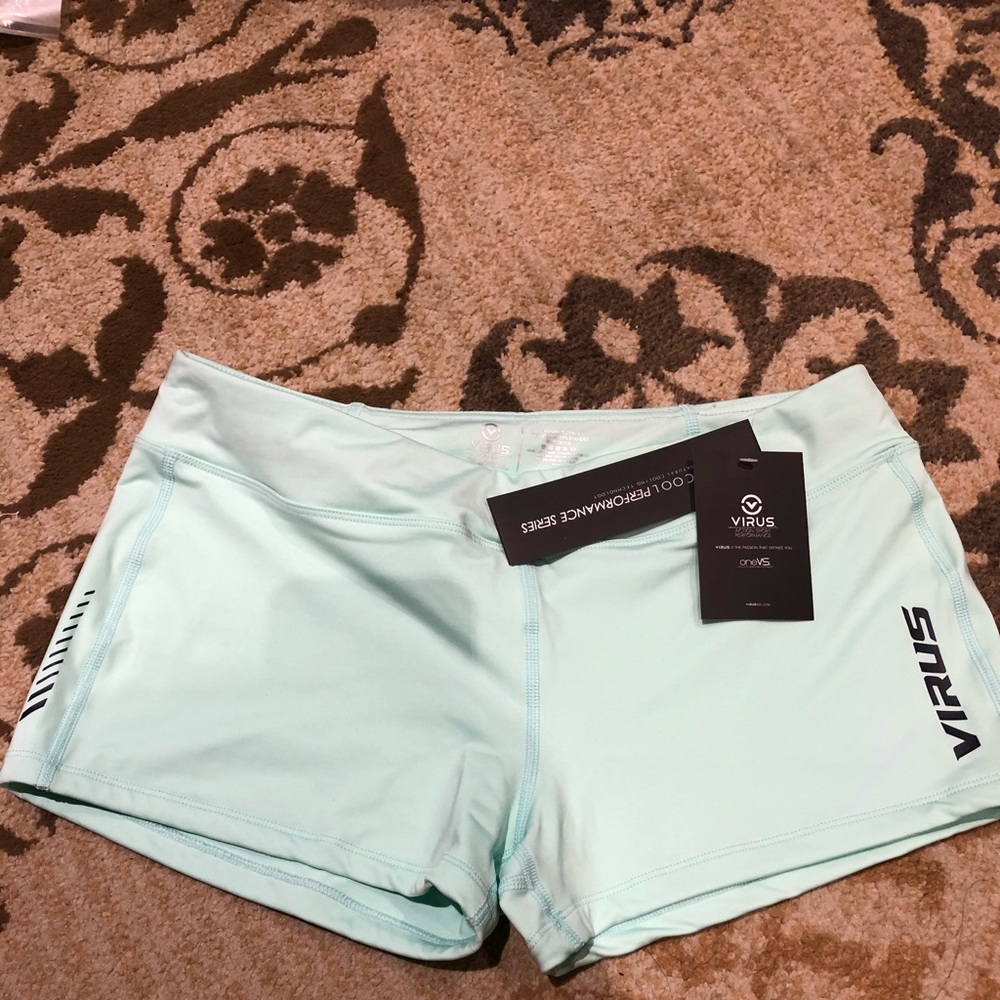 Virus mint color shorts